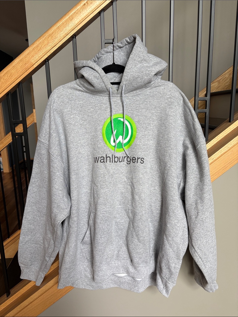Wahlburgers Men's Gray Logo Hoodie, 2XL